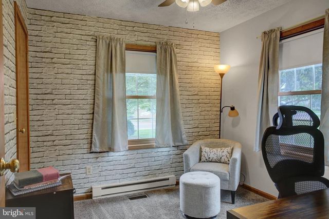 2597 WHITE CHURCH RD, Chambersburg, PA 17202