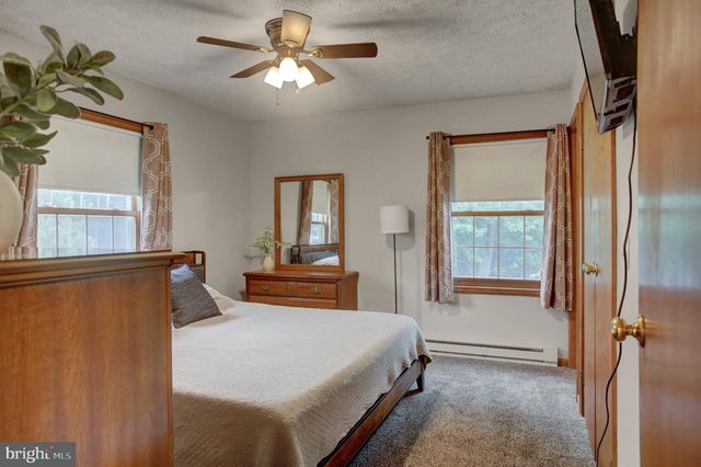 2597 WHITE CHURCH RD, Chambersburg, PA 17202
