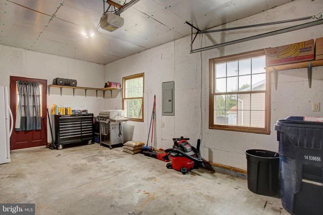 2597 WHITE CHURCH RD, Chambersburg, PA 17202