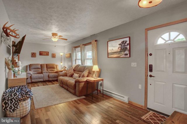 2597 WHITE CHURCH RD, Chambersburg, PA 17202