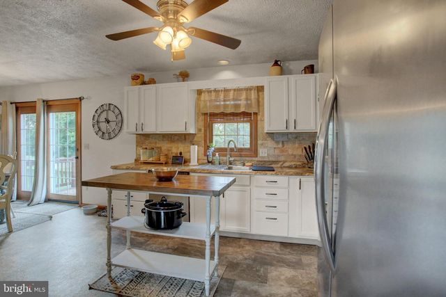 2597 WHITE CHURCH RD, Chambersburg, PA 17202