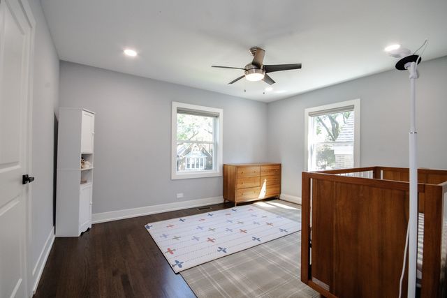 6630 N Trumbull Avenue, Lincolnwood, IL 60712