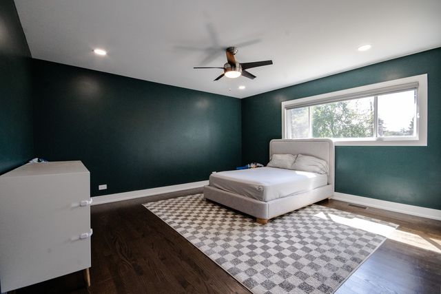 6630 N Trumbull Avenue, Lincolnwood, IL 60712