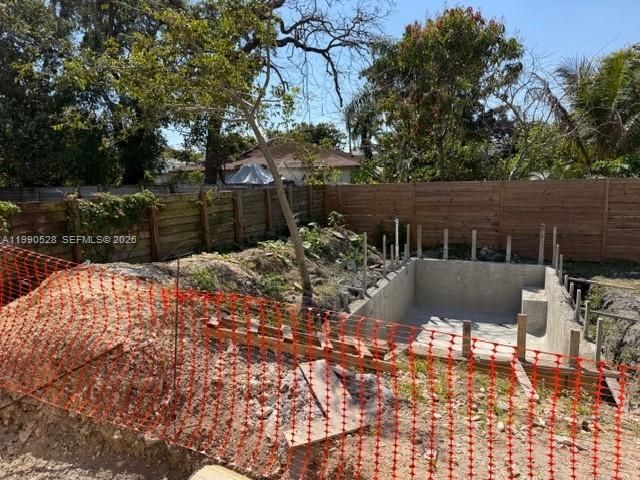 2800 SW 38th Ct, Miami, FL 33134