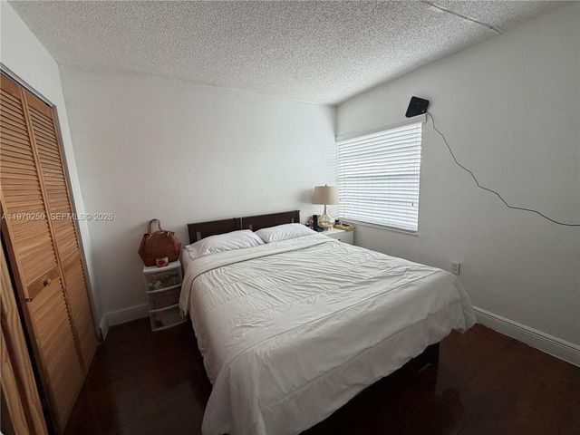 9390 W Flagler St 225C, Miami, FL 33174