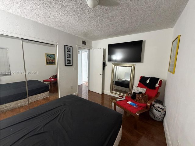 9390 W Flagler St 225C, Miami, FL 33174