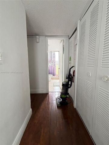 9390 W Flagler St 225C, Miami, FL 33174