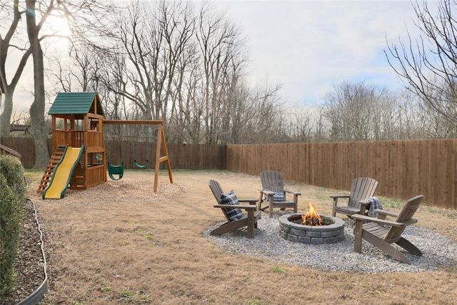 2500 Bridlecreek Road, Siloam Springs, AR 72761