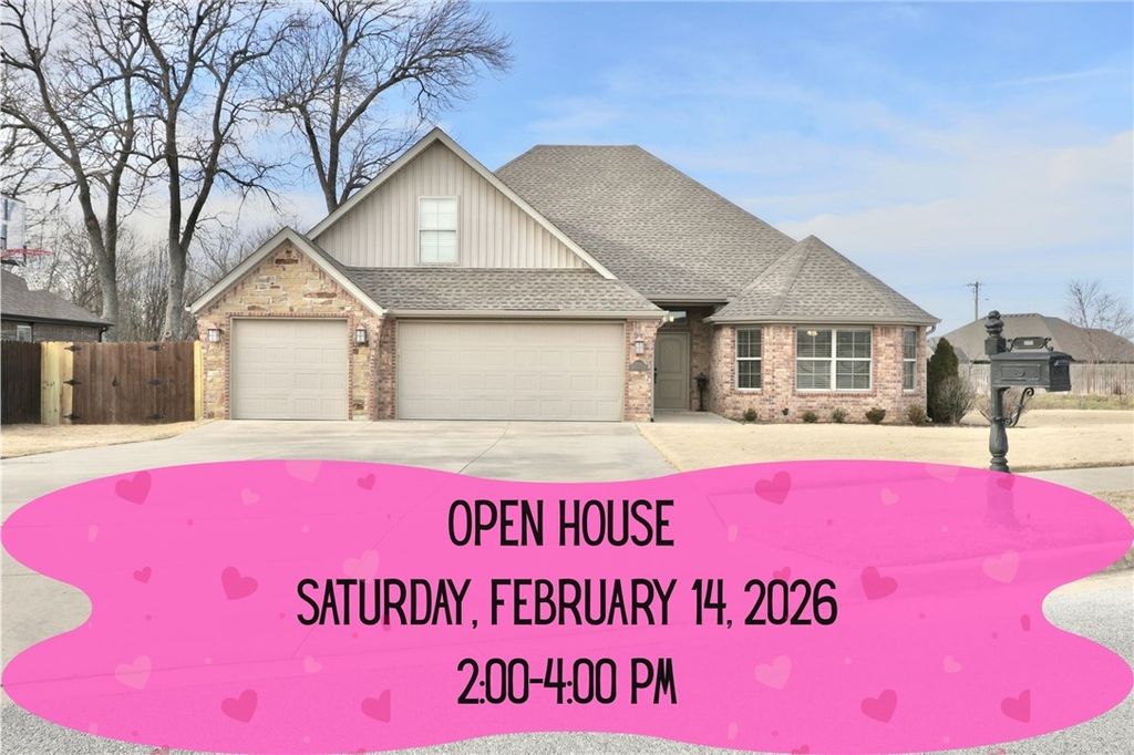 2500 Bridlecreek Road, Siloam Springs, AR 72761