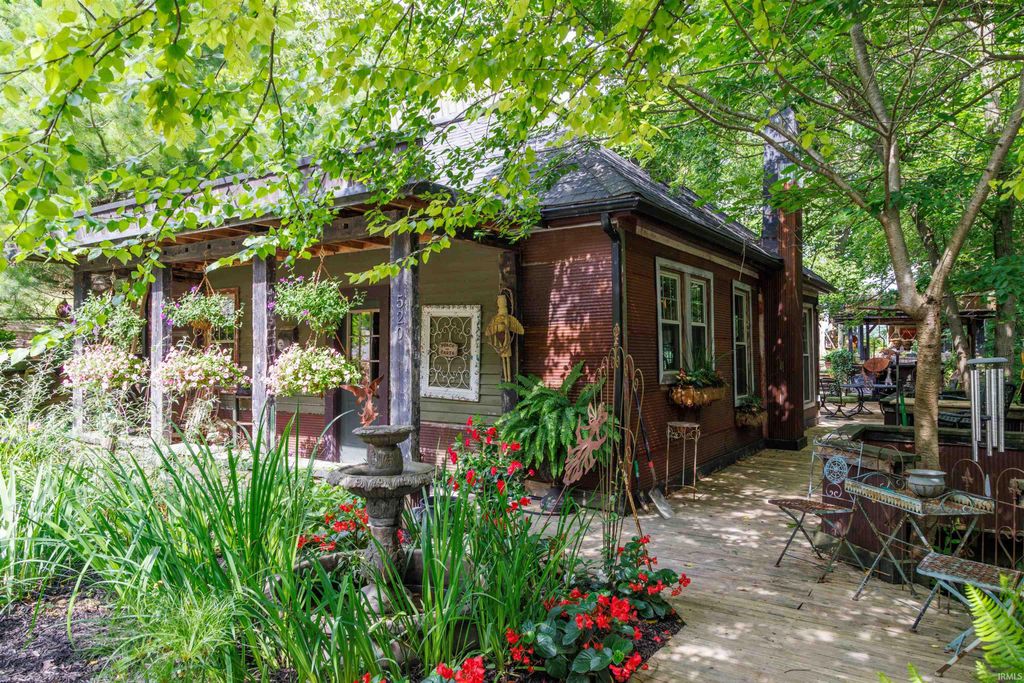 520 S Spring Street, French Lick, IN 47432