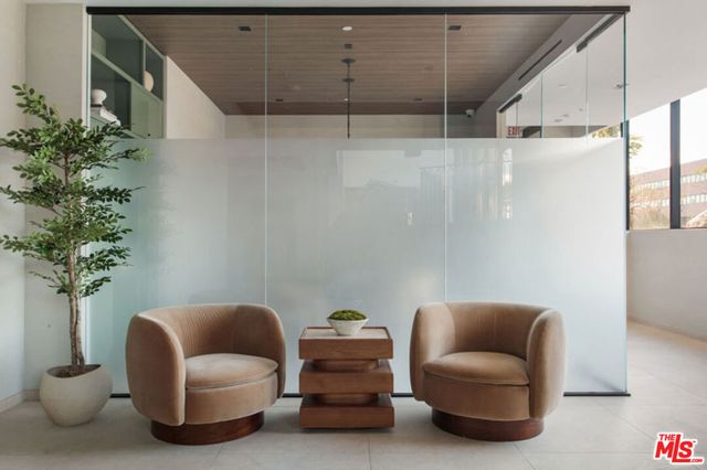 10310 Santa Monica Boulevard 522, Los Angeles, CA 90025