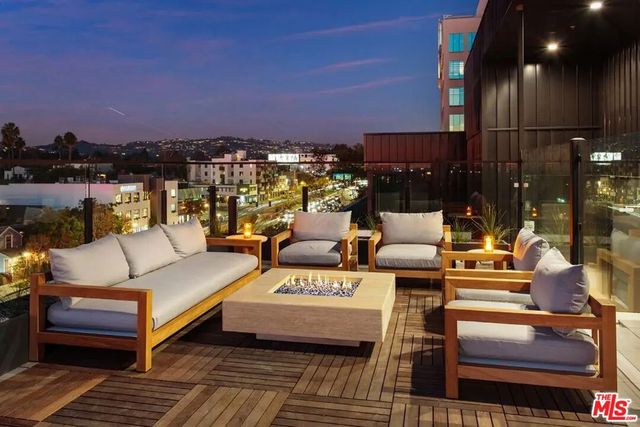 10310 Santa Monica Boulevard 522, Los Angeles, CA 90025