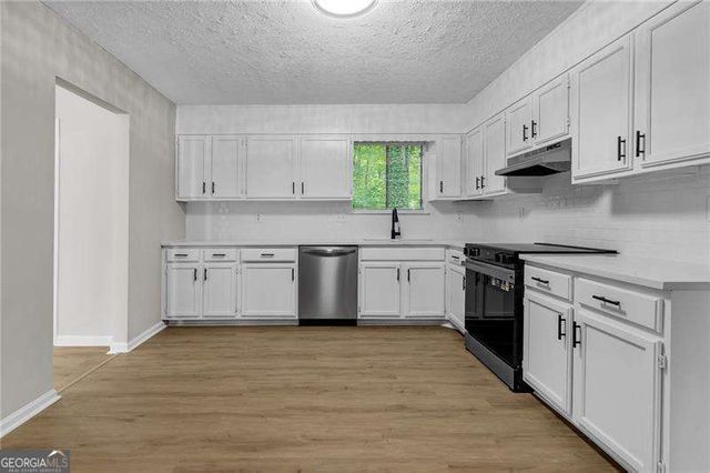 404 Ridgetop Drive NW, Acworth, GA 30102