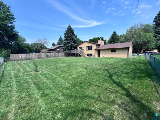 4221 S Southeastern Ave, Sioux Falls, SD 57103