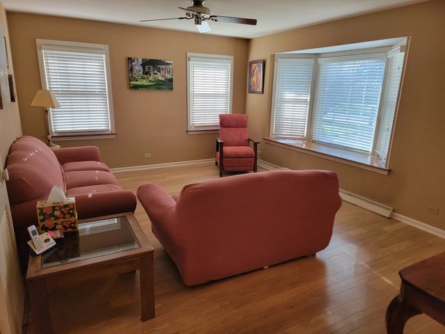 1464 Linden Road, Homewood, IL 60430