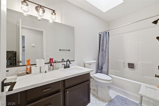 2100 Iroquois Avenue, Pahrump, NV 89048