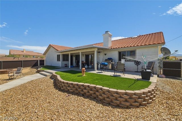 2100 Iroquois Avenue, Pahrump, NV 89048