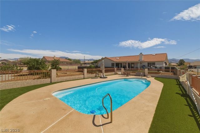 2100 Iroquois Avenue, Pahrump, NV 89048