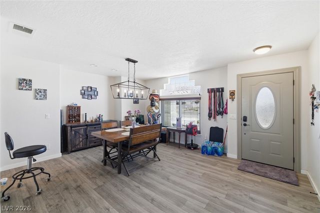 2100 Iroquois Avenue, Pahrump, NV 89048