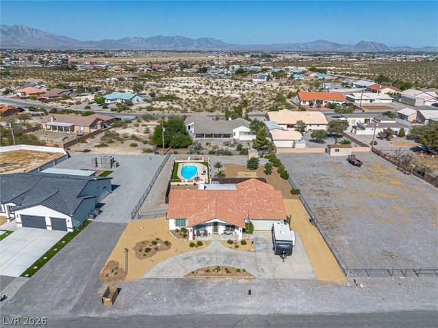 2100 Iroquois Avenue, Pahrump, NV 89048