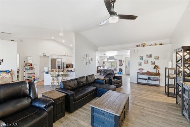 2100 Iroquois Avenue, Pahrump, NV 89048