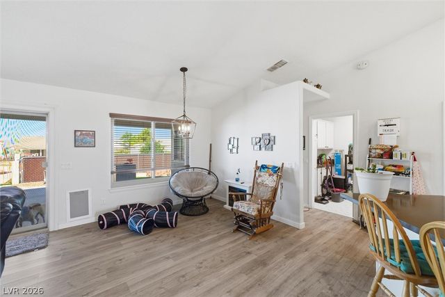 2100 Iroquois Avenue, Pahrump, NV 89048