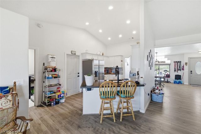 2100 Iroquois Avenue, Pahrump, NV 89048