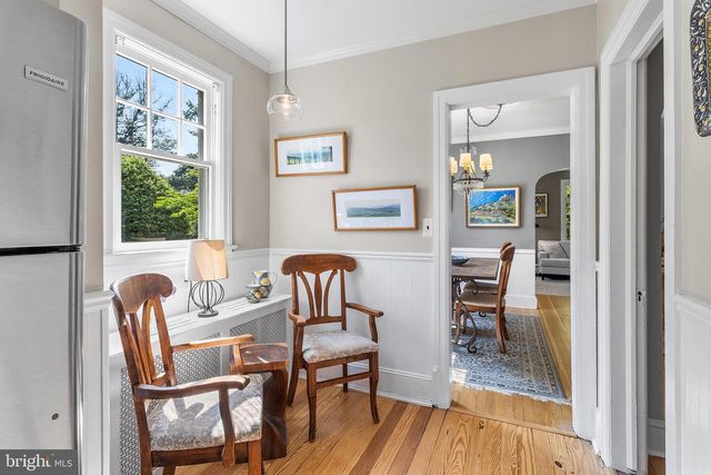 105 LANING AVE, Pennington, NJ 08534