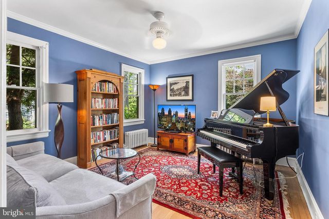 105 LANING AVE, Pennington, NJ 08534