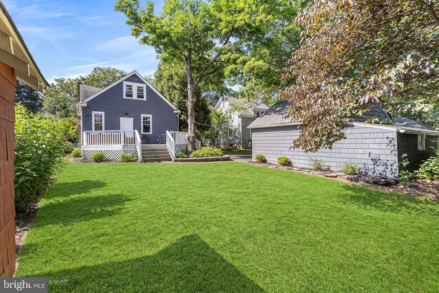105 LANING AVE, Pennington, NJ 08534