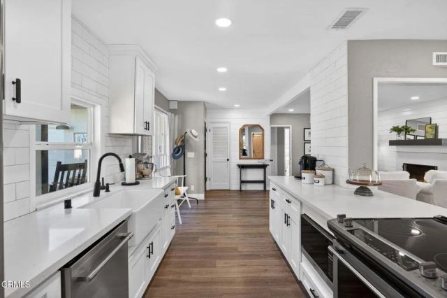 1328 Mariposa Drive, Santa Paula, CA 93060