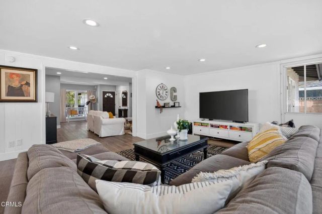 1328 Mariposa Drive, Santa Paula, CA 93060