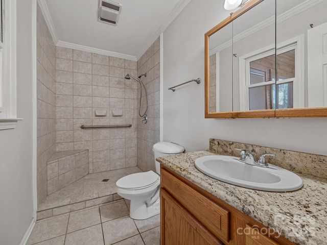 1020 Blanton Street, Columbus, NC 28722