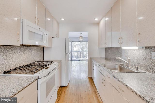 22 SHAGBARK CT, Rockville, MD 20852