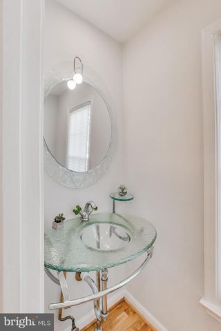 22 SHAGBARK CT, Rockville, MD 20852