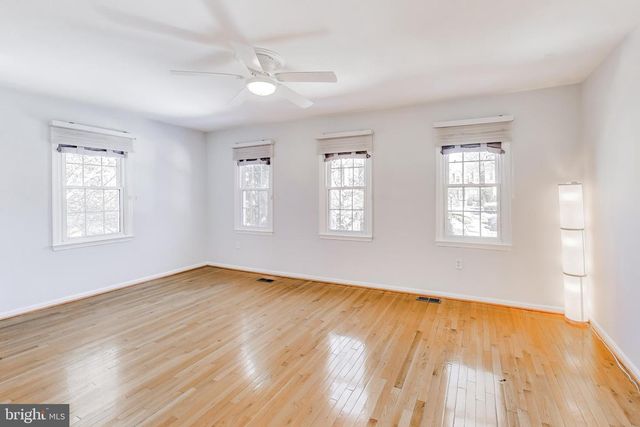 22 SHAGBARK CT, Rockville, MD 20852