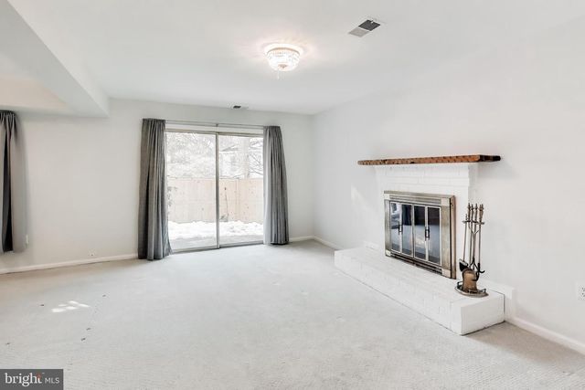 22 SHAGBARK CT, Rockville, MD 20852