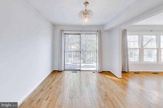 22 SHAGBARK CT, Rockville, MD 20852