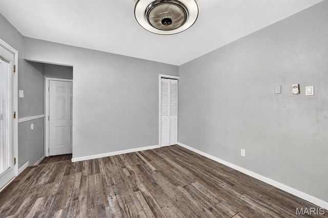 1496 El Camino Drive, Florissant, MO 63031