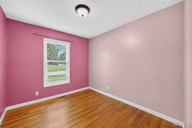 1496 El Camino Drive, Florissant, MO 63031