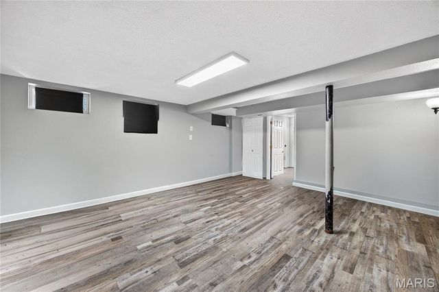 1496 El Camino Drive, Florissant, MO 63031