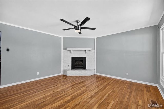1496 El Camino Drive, Florissant, MO 63031