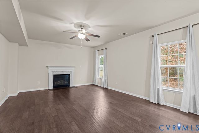 1724 Camerons Landing Blvd, Hopewell, VA 23860