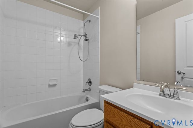 1724 Camerons Landing Blvd, Hopewell, VA 23860