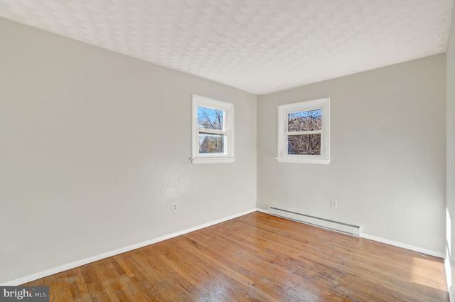 5714 SPRUCE RD, Felton, PA 17322