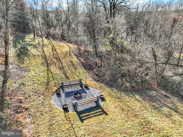 5714 SPRUCE RD, Felton, PA 17322