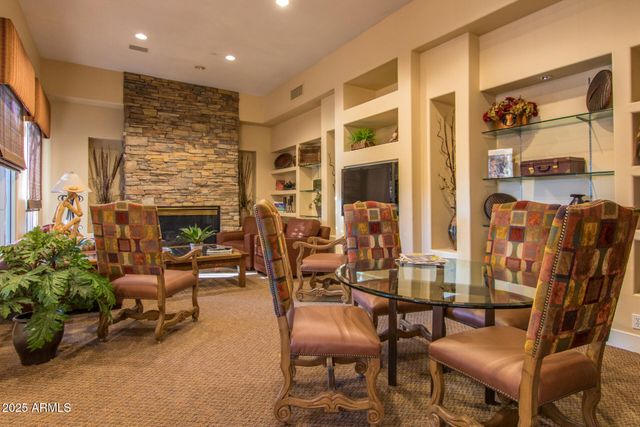 34457 N LEGEND TRAIL Parkway 1008, Scottsdale, AZ 85262