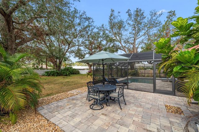 1868 RIVIERA CIRCLE, Sarasota, FL 34232