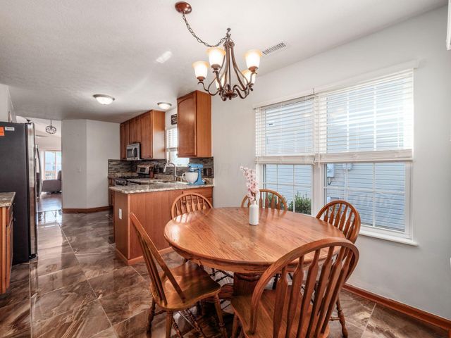 6865 Manor Crest Lane, Canal Winchester, OH 43110
