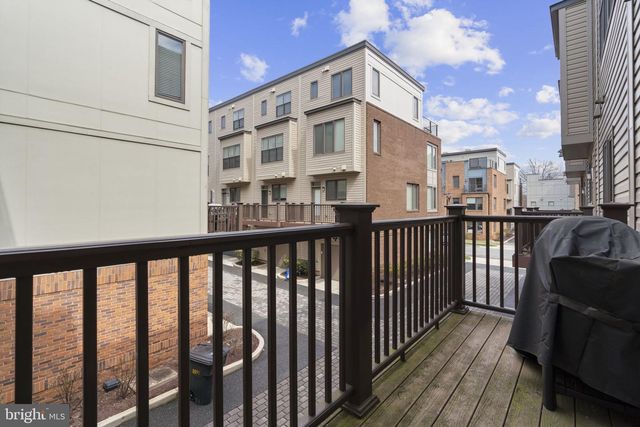 8087 TRIBECA ST, Rockville, MD 20855